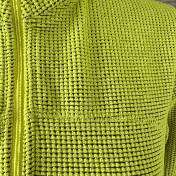 Tek Gear Bright Yellow-Green Quarter Zip Pullover - Picture 7 of 9